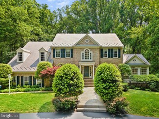 11205 Elmview Place, Great Falls, VA 22066