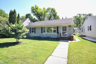 1253 3rd St N, Fargo, ND 58102