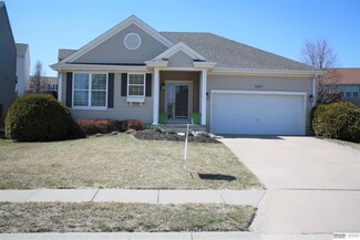 16214 Loop St, Omaha, NE 68136