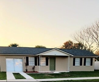 106 Dahlia Dr, Kissimmee, FL 34743