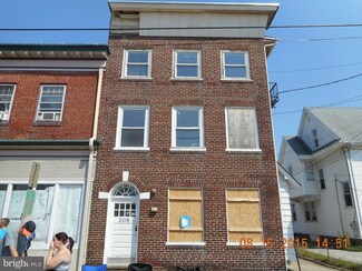 205 S Pavilion Ave, Riverside, NJ 08075