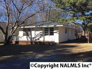 1820 College St SE, Decatur, AL 35601