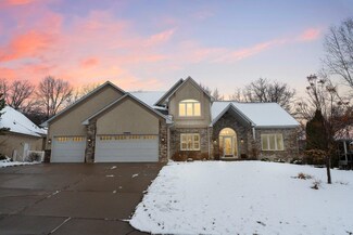 7963 Orchid Ln N, Osseo, MN 55311