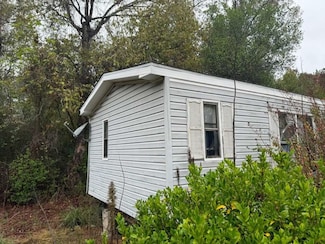 1218 County Road 722, Buna, TX 77612