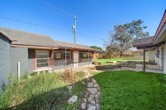 215 Fairbanks Rear St, Houston, TX 77009