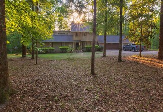 202 Cinnamon Dr, Bainbridge, GA 39819