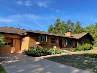 20 E Fortier St, Ely, MN 55731