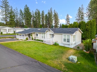 3126 E Vicksburg Ln, Mead, WA 99021