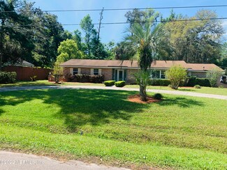 6156 Cypress Inn Dr, Jacksonville, FL 32209