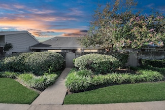 12934 Greenway Chase Ct Unit 2934, Houston, TX 77072