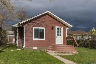 1835 Davenport St Unit 2 houses on 1 Lot!, Sturgis, SD 57785