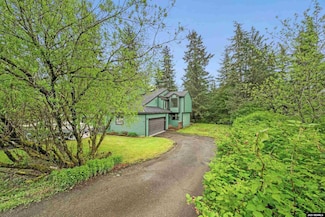 1017 Bonnie Doon Dr, Juneau, AK 99801