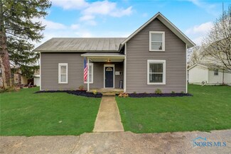 643 W Stevenson St, Gibsonburg, OH 43431