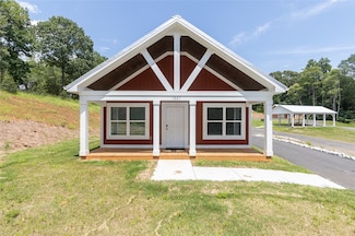 1027 Smyzer, Townville, SC 29689