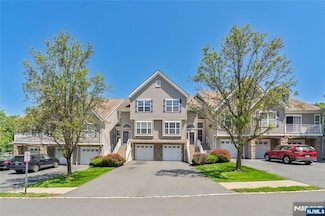 708 Wendover Ct, Randolph, NJ 07869