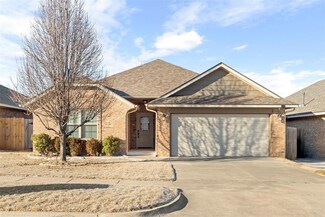 9405 NW 92nd St, Yukon, OK 73099