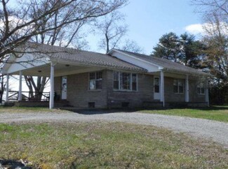 17 Unionhill Moss Rd, Moss, TN 38575