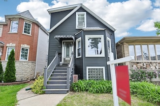 5031 W Byron St, Chicago, IL 60641