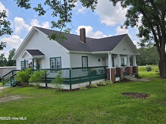 1320 Baltimore Church Rd, Fairmont, NC 28340