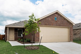 5022 Volunteer Dr, Ennis, TX 75119