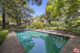 355 S Bristol Ave, Los Angeles, CA 90049
