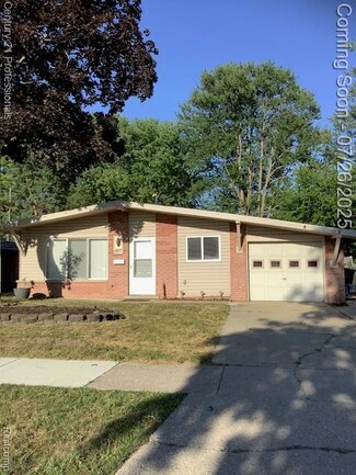 467 Forest St, Westland, MI 48186