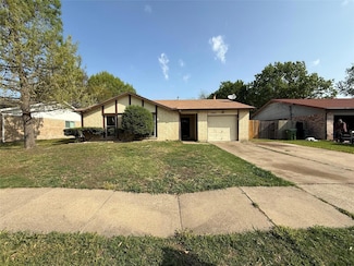 7005 Lincolnshire Ln, North Richland Hills, TX 76182