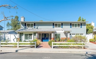23341 Bessemer St, Woodland Hills, CA 91367