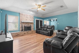 7916 Pebblebrook Dr, Watauga, TX 76148