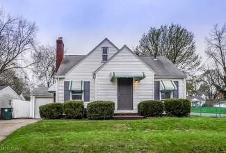 1545 Spring Ave NE, Canton, OH 44714