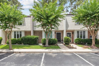 648 Cobblestone Dr, Wilmington, NC 28405