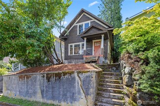 329 N 72nd St, Seattle, WA 98103