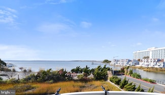 200 59th St Unit 201, Ocean City, MD 21842