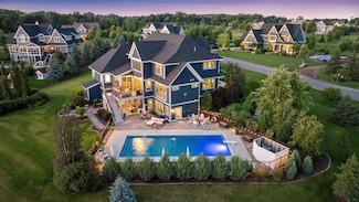 7568 Glen Alcove, Woodbury, MN 55129