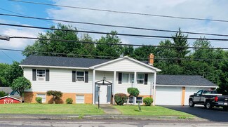 206 S Washington Ave, Jermyn, PA 18433