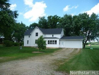 n 5918 490th St, Ellsworth, WI 54011