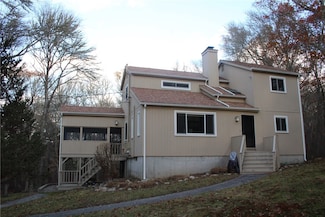 129 Peckham Hollow Rd, Charlestown, RI 02813