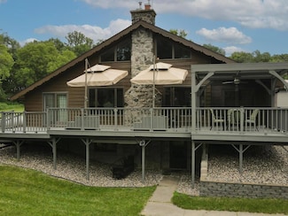 24203 Oday Ave, Hutchinson, MN 55350