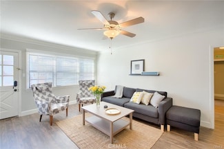 2901 Ocean Dr, Manhattan Beach, CA 90266