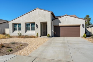 217 Carmelita Ln, Tehachapi, CA 93561