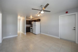 330 11th St N Unit 7, Naples, FL 34102