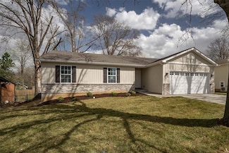 5 Oak Bluff Dr, Saint Peters, MO 63376