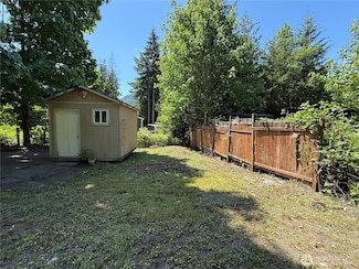 7945 Santa fe Trail, Maple Falls, WA 98266
