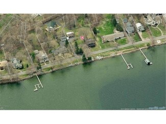 2428 Lafayette Rd, Wayzata, MN 55391