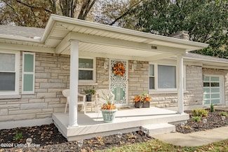 6511 Upper Hunters Trace, Louisville, KY 40216