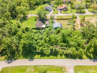 0 Robinhood Ln, Jones Creek, TX 77541