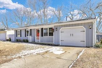 2409 Southwood Dr, Champaign, IL 61821