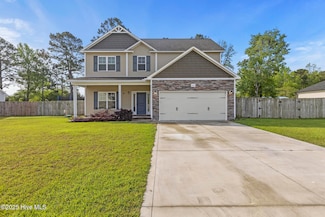 107 Anderson Ave, Holly Ridge, NC 28445