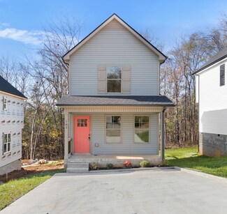 182 Oak St, Clarksville, TN 37042