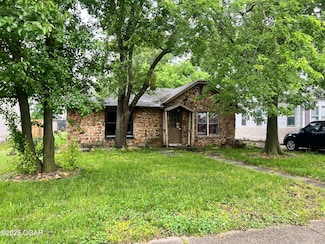 1804 W 4th St, Joplin, MO 64801